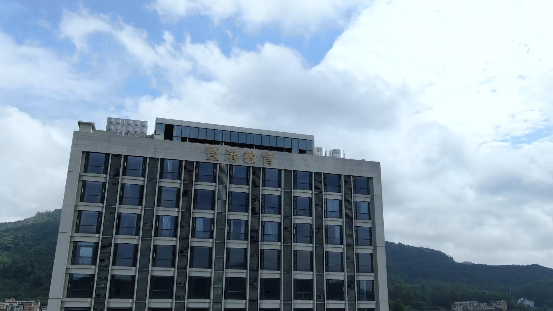 2028届文科生和理科生选择暨港，课程重点有什么不同？